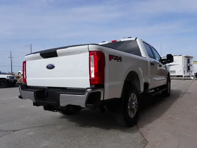 2024 Ford F-250 4WD - 6.75' Box -7.3L V8 GODZILLA ENGINE - LOW K - Photo 10
