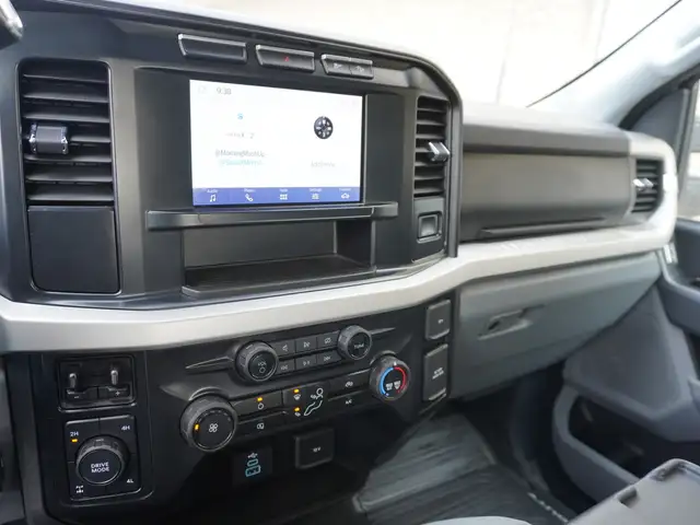 2024 Ford F-250 4WD - 6.75' Box -7.3L V8 GODZILLA ENGINE - LOW K - Photo 32