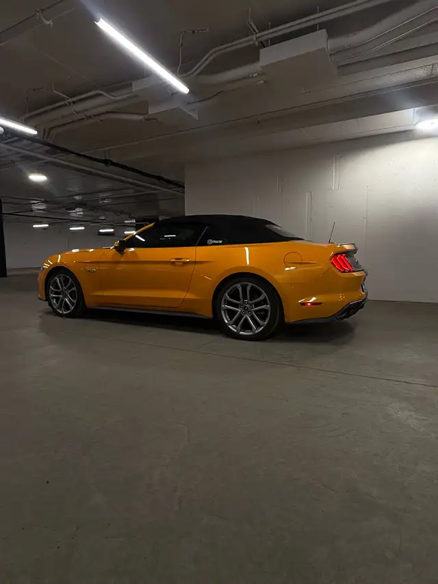 MUSTANG GT "fury orange" - Photo 3