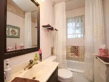 Forest lawn whole single house 5 bedrm,doub garage $2150   UT - Photo 4