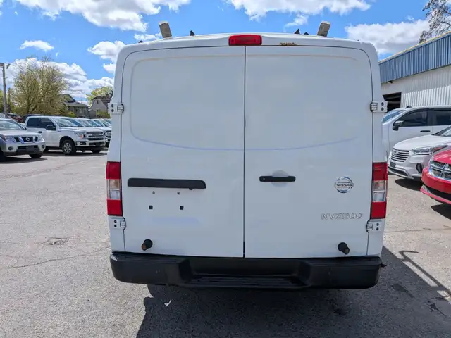 2018 Nissan NV Cargo - Photo 7