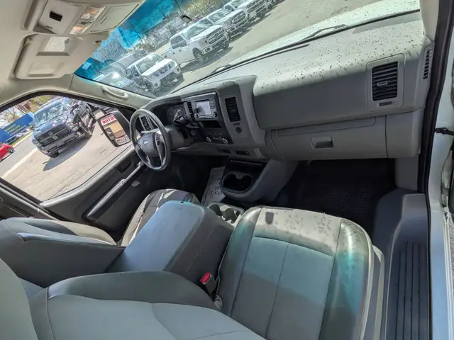 2018 Nissan NV Cargo - Photo 13