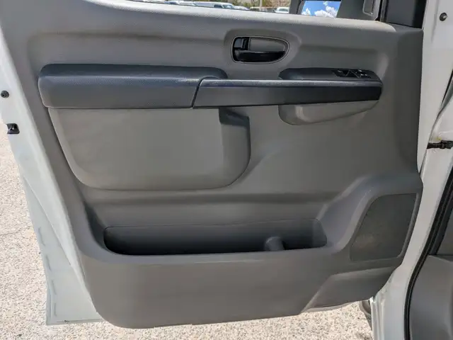 2018 Nissan NV Cargo - Photo 15