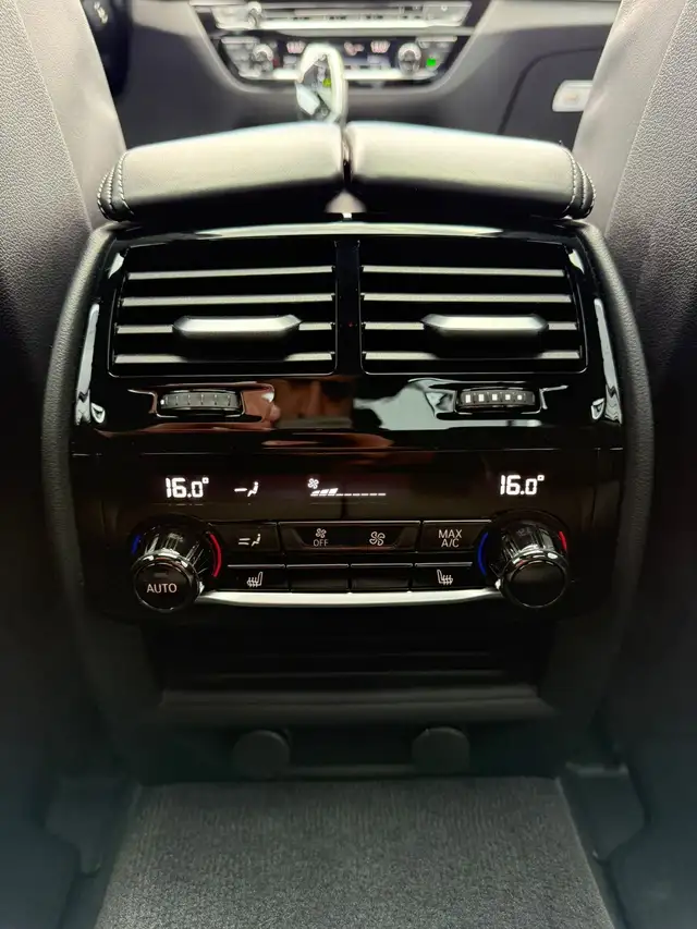 2019 BMW 5 SERIES 540I XDRIVE M Package - Photo 9