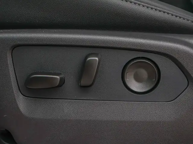 2026 Chevrolet Silverado 1500 RST- Trailering Pkg - Convenience - Photo 45