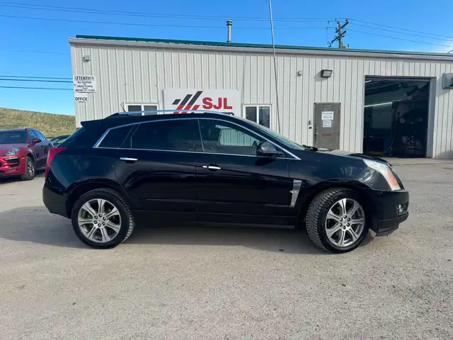 2012 Cadillac SRX Premium - Photo 2