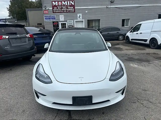 2023 Tesla Model 3 RWD - Photo 2