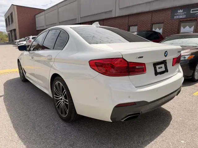 2019 BMW 5-Series 530i xDrive Sedan, M SPORT PACKAGE - Photo 5