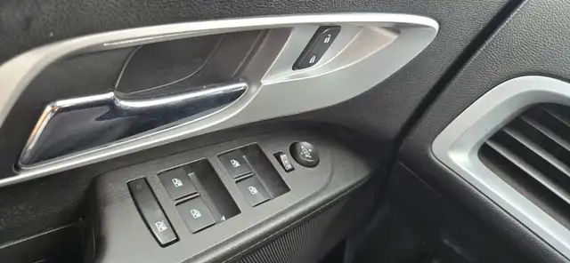2017 Chevrolet Equinox LT All-wheel Drive Automatic - Photo 12