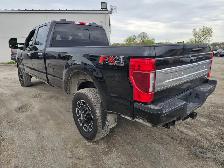 2022 Ford Super Duty F-250 SRW - Photo 2