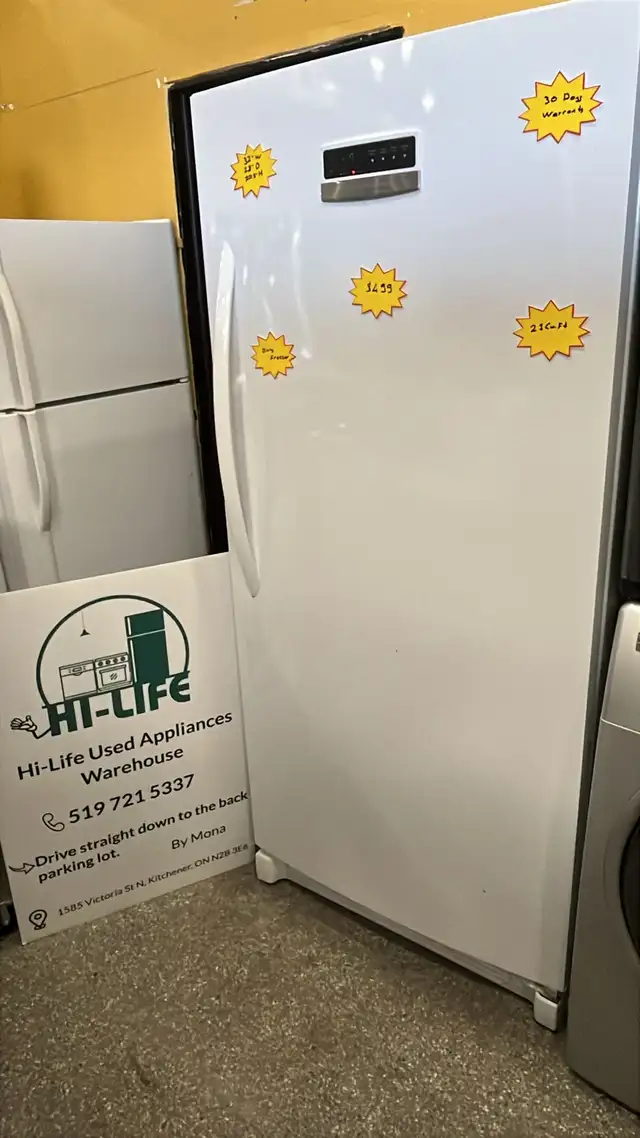 Frigidaire Like New Upright Freezer 21 ft.³ - 32"W-