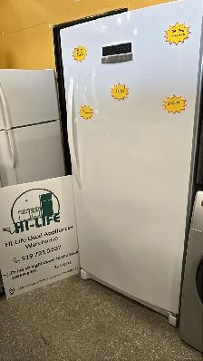 Frigidaire Like New Upright Freezer 21 ft.³ - 32"W-
