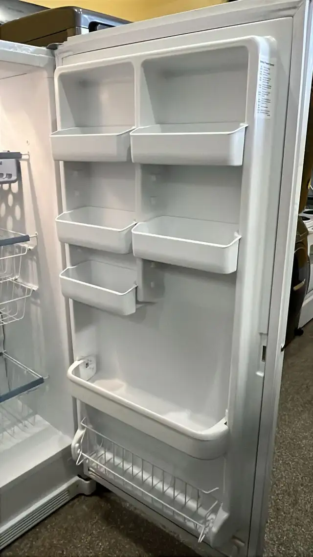 Frigidaire Like New Upright Freezer 21 ft.³ - 32"W- - Photo 4