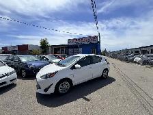 2019 Toyota PRIUS C 237KM CERTIFIED-WARRANTY - Photo 2