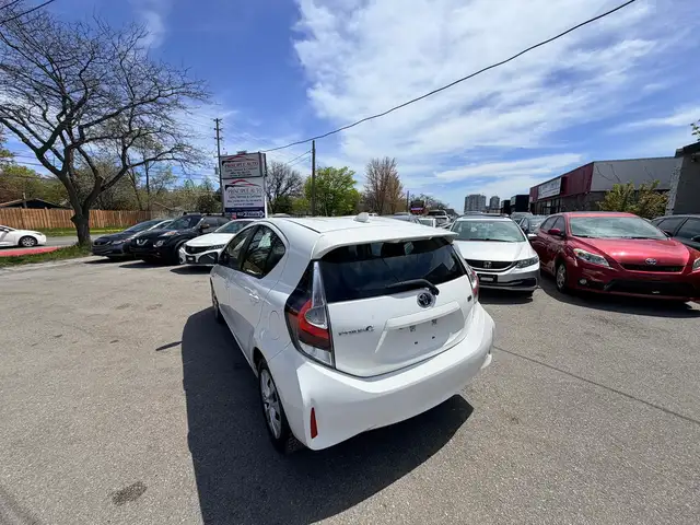 2019 Toyota PRIUS C 237KM CERTIFIED-WARRANTY - Photo 5