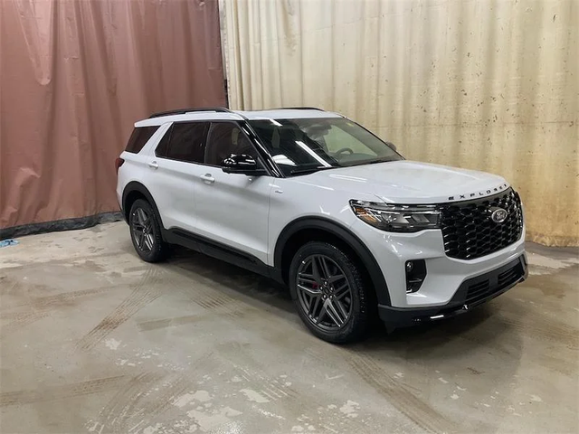 2026 FORD Explorer ST-Line - Photo 8