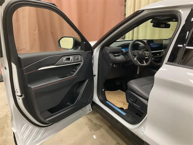 2026 FORD Explorer ST-Line - Photo 10