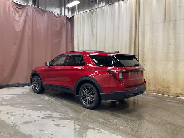 2026 FORD Explorer ST-Line - Photo 4