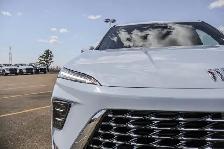 2026 Buick Enclave Avenir - Photo 11