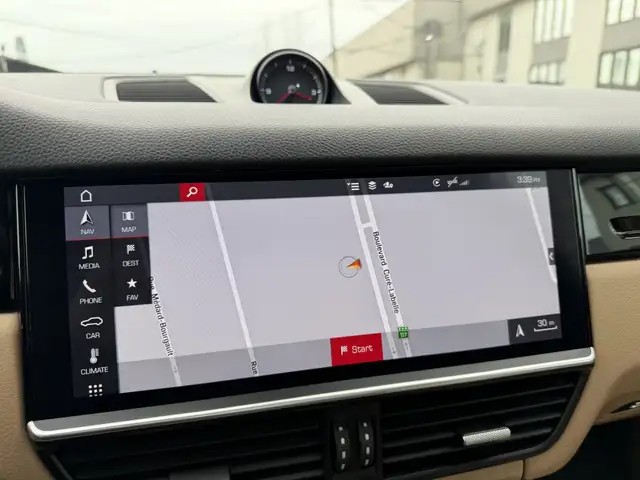 2020 Porsche Cayenne AWD Ensemble Premium | Toit Pano | Cuir | G - Photo 3
