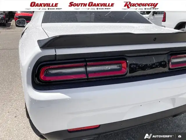 2023 Dodge Challenger R-T PLUS | 5.7L HEMI V8 | BLACKTOP PKG | T - Photo 11