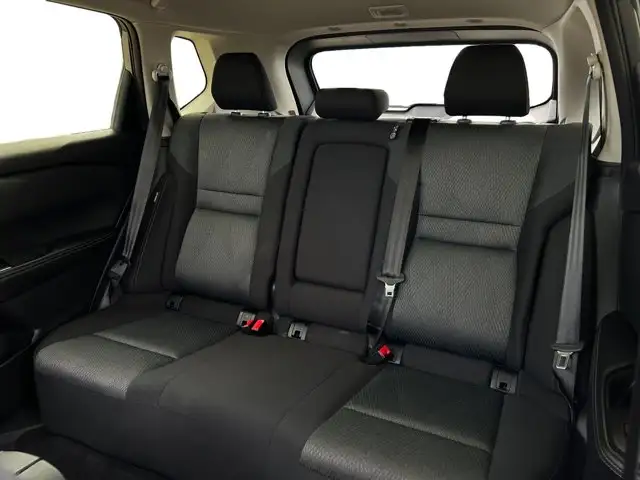 2025 Nissan Rogue SV / AWD - Photo 17