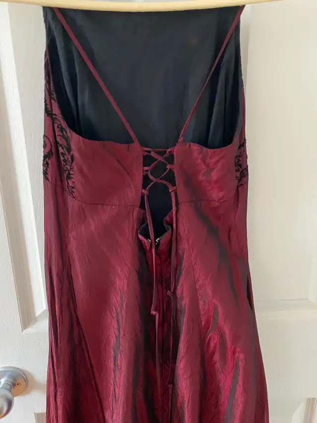 Très belle robe de bal / soirée – - Photo 4