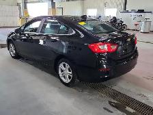 2017 Chevrolet Cruze 4dr Sdn 1.4L LT w/1SD - Photo 4