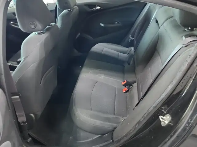 2017 Chevrolet Cruze 4dr Sdn 1.4L LT w/1SD - Photo 7