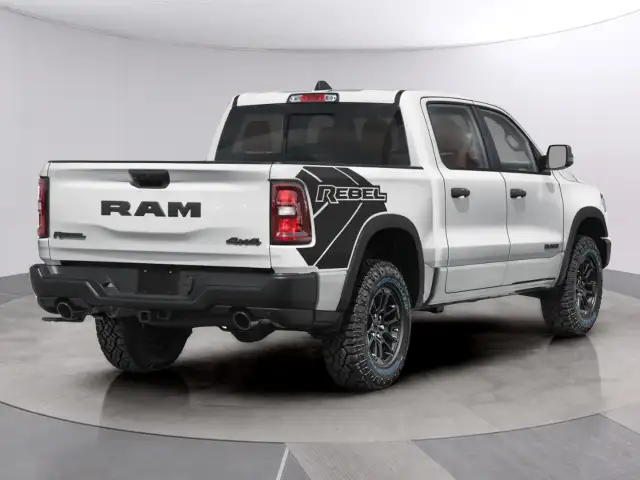 2026 Ram 1500 - Photo 2