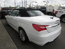 Chrysler 200 2dr Conv Touring Touring 2012 - Photo 12