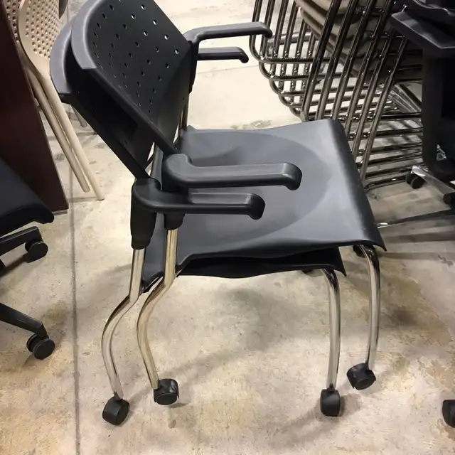 Global Visitor Chair-Excellent Condition-Call us now! - Photo 3