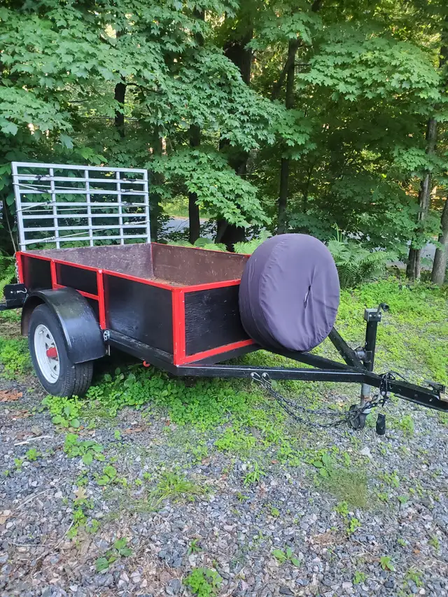UTILITY  TRAILER