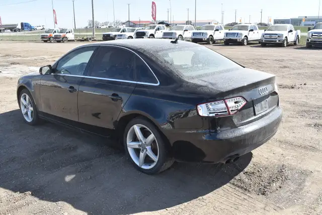 2011 Audi A4 2.0T Sedan quattro Tiptronic - Photo 2