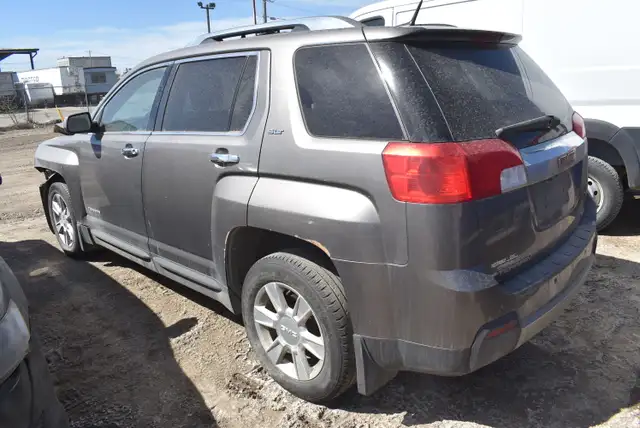 2011 GMC Terrain SLT - Photo 2