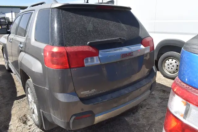 2011 GMC Terrain SLT - Photo 16