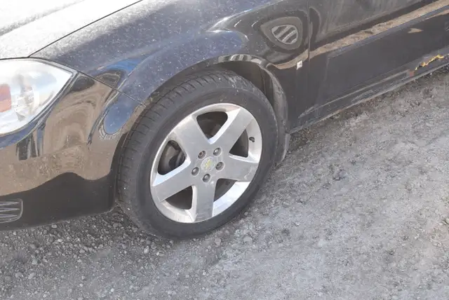 2009 Chevrolet Cobalt - Photo 22