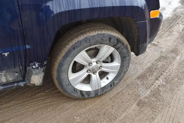 2016 Jeep Patriot Sport 4WD - Photo 32