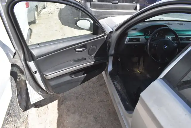 2007 BMW 3-Series 328i - Photo 6