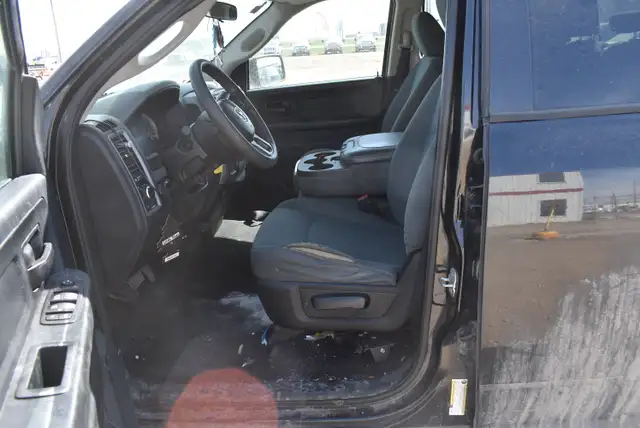 2016 RAM 1500 - Photo 8