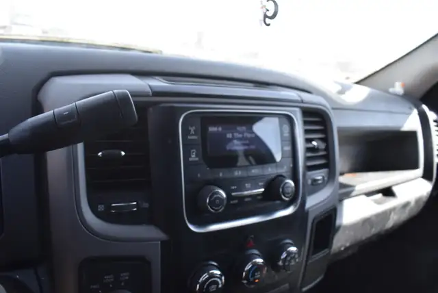 2016 RAM 1500 - Photo 10