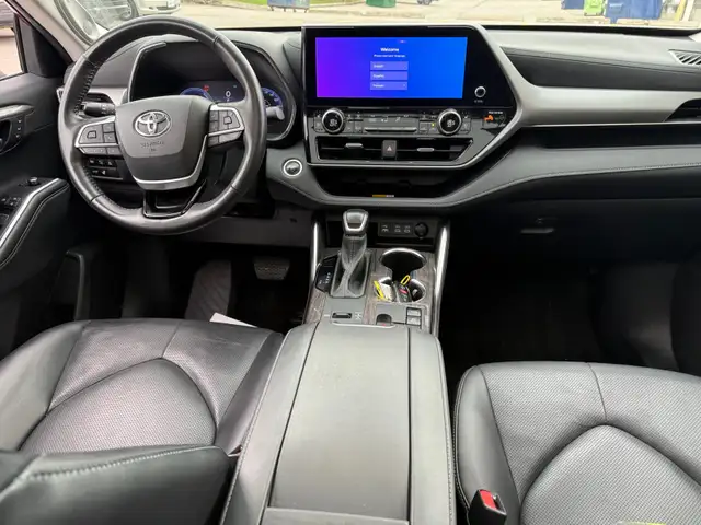2024 Toyota Highlander Hybrid Limited AWD, PLATINUM PKG - Photo 10