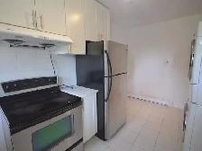NDG 2nd floor- Spacious Open 4 1/2 with washer and dryer CDN-NDG - Photo 8