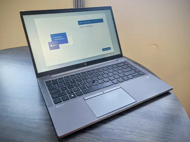 HP ZBook Firefly 14 G8 Mobile Workstation Laptop - 1 TB SSD
