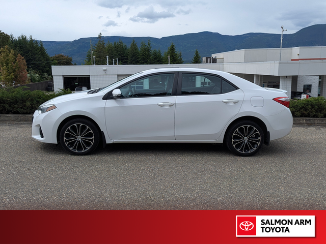 2015 Toyota Corolla S S, NO ACCIDENTS, LOW KMS - Photo 3