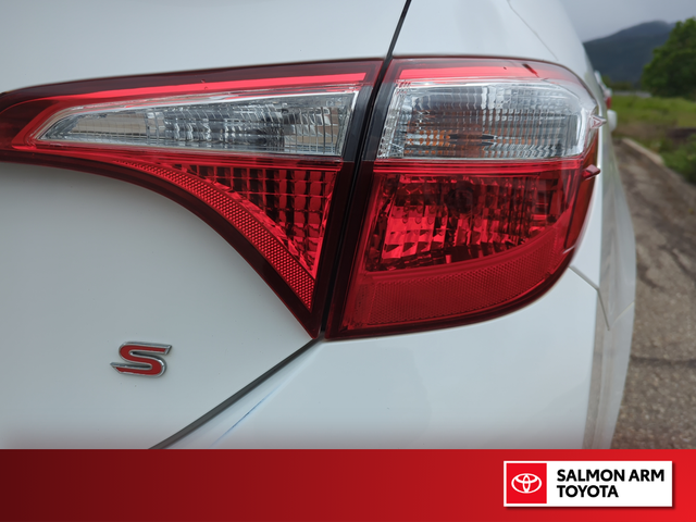 2015 Toyota Corolla S S, NO ACCIDENTS, LOW KMS - Photo 11