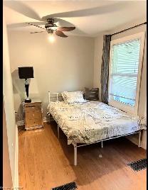 2 Bed / 1 Bath Apartment, Fully Furnished, All Inclusive - Photo 13