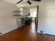 Charming Victorian House Spacious 1 Bedroom Apt. - Photo 2
