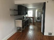 Charming Victorian House Spacious 1 Bedroom Apt. - Photo 6
