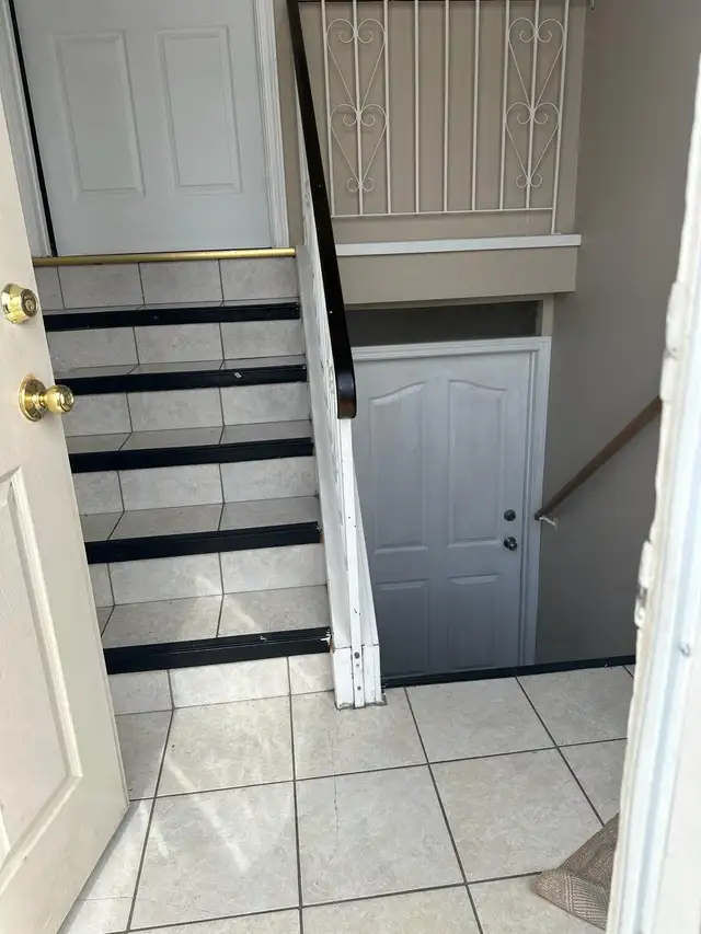 Legal two bedroom basement suite for rent in Calgary Alberta - Photo 2